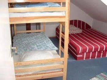 Hotel Ace &